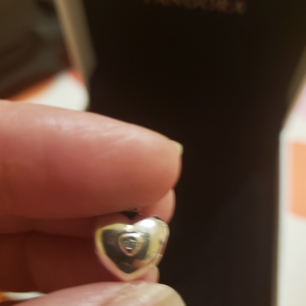 Pandora - Picture 8 of 8